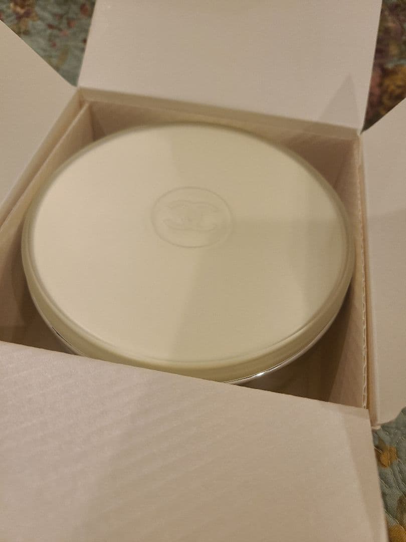 【CHANEL】チャンス　オーフレッシュ　ボディクリーム　200g　箱なし