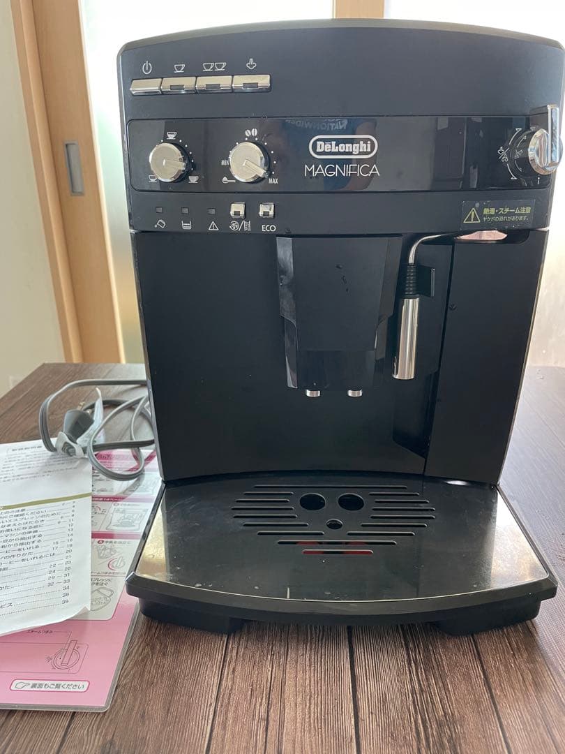 デロンギ 全自動コーヒーメーカー ブラック マグニフィカ ESAM03110B