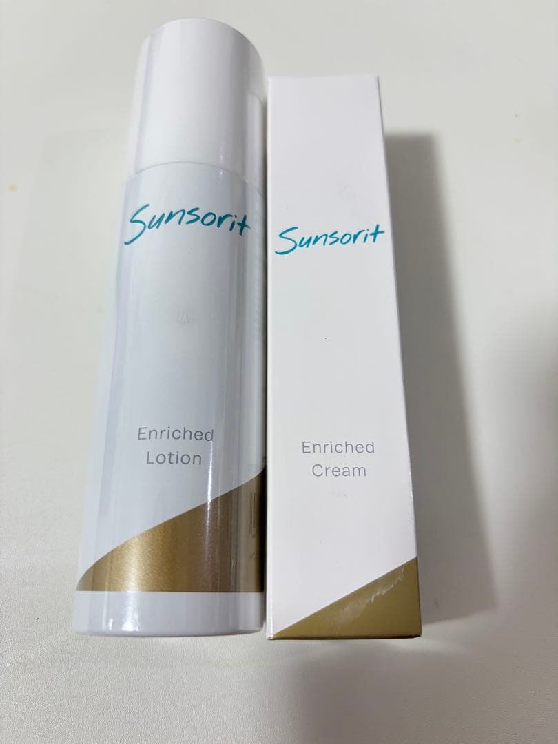 【新品未使用】サンソリット　エンリッチドローション/エンリッチドクリーム 試してみた】エンリッチドローション サンソリットの効果・肌質別の