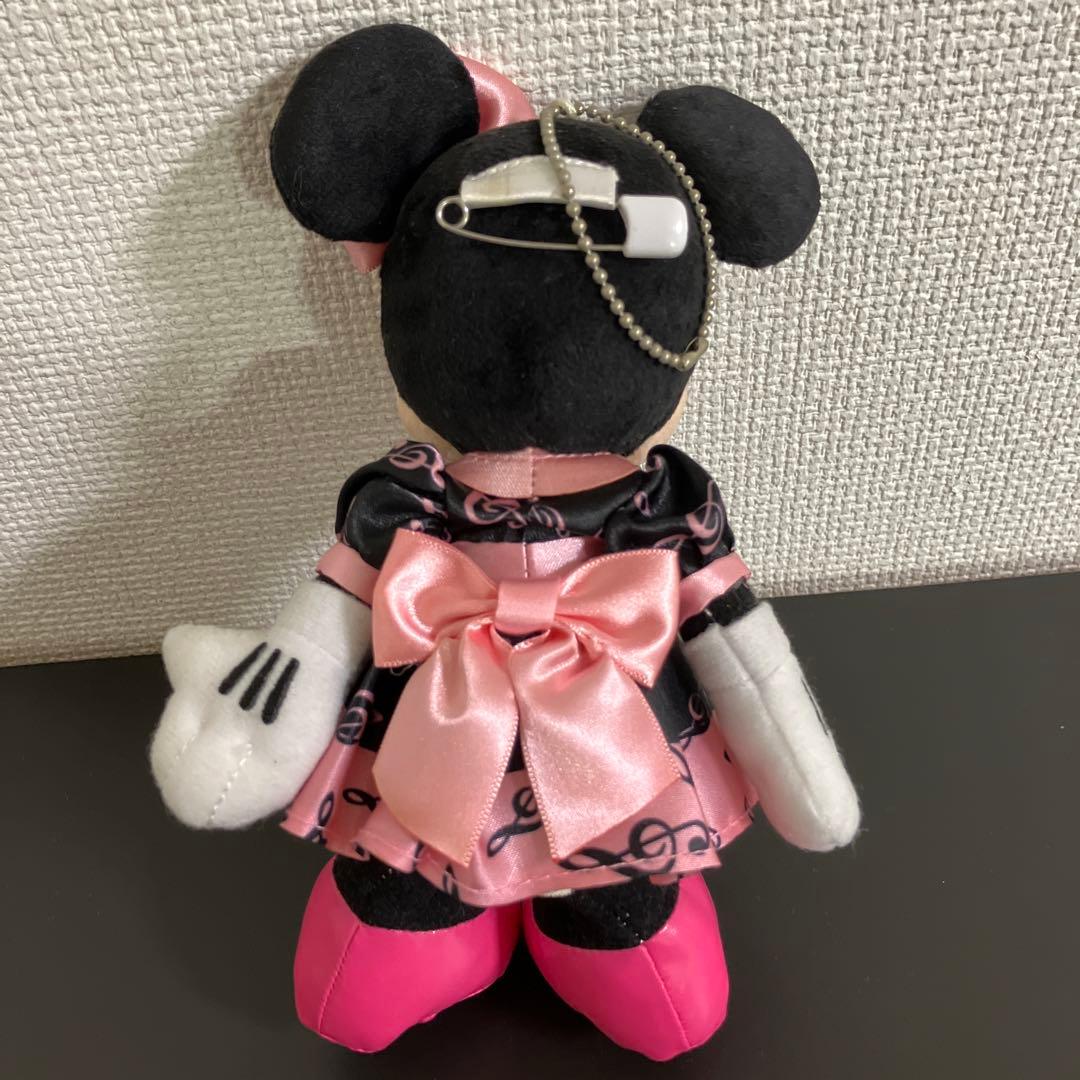ビッグバンドビート ミニー ピアノちゃん ぬいぐるみバッジ - メルカリ