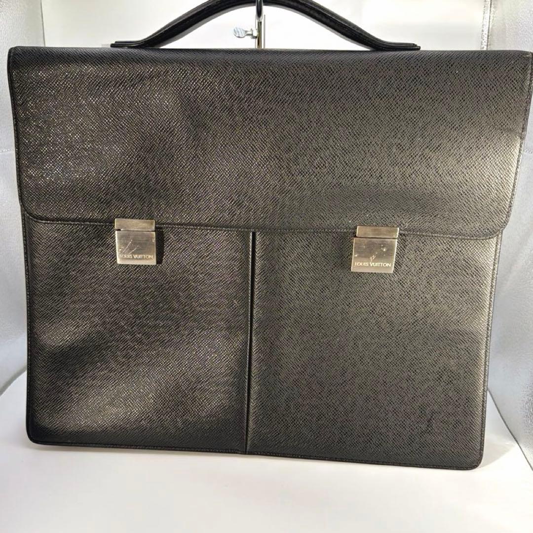 A4可 美品 ルイヴィトン レザー ビジネスバッグ タイガセルヴィエット