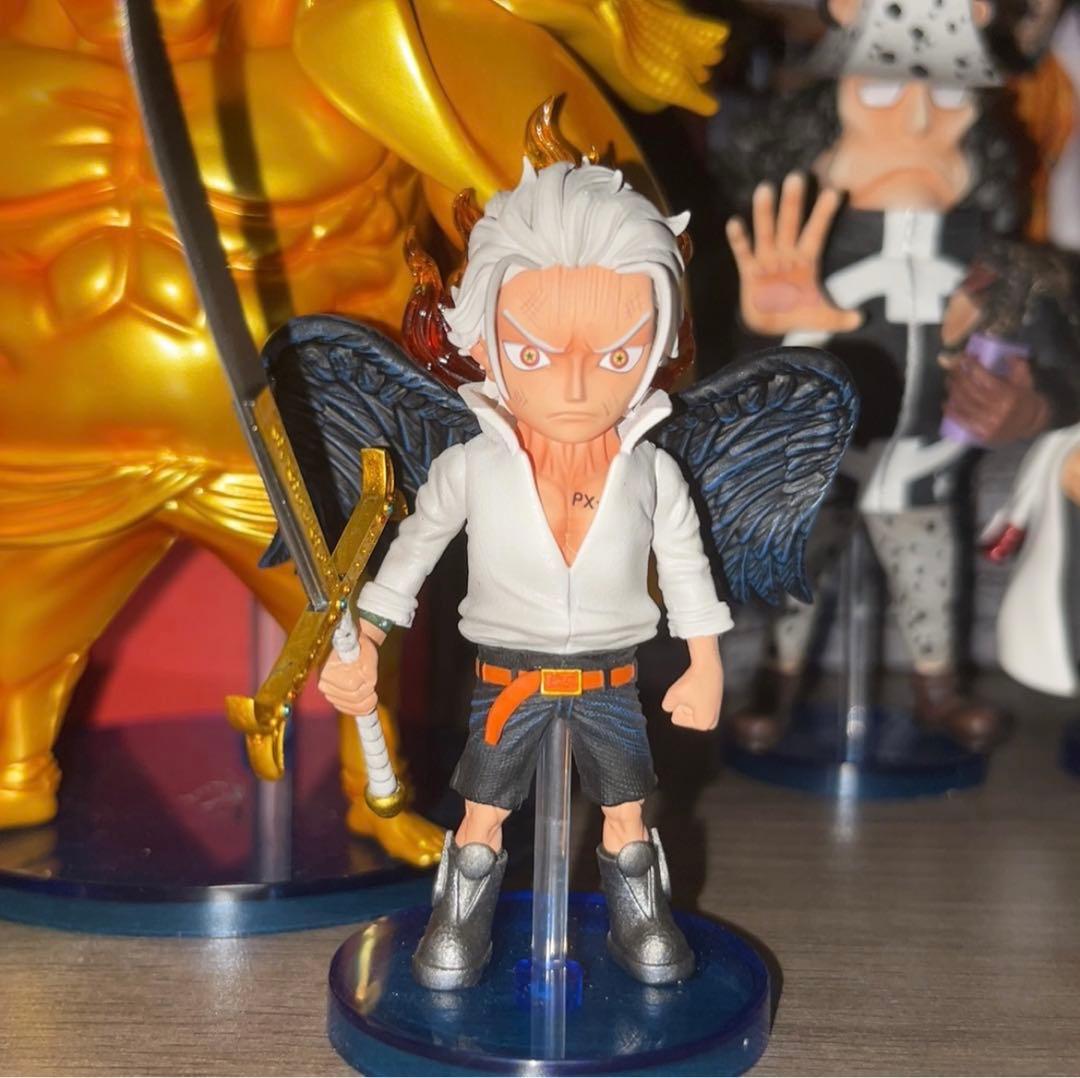 翌日発送　M4　天使　ジュラキュール・ミホーク　ワンピース　フィギュア