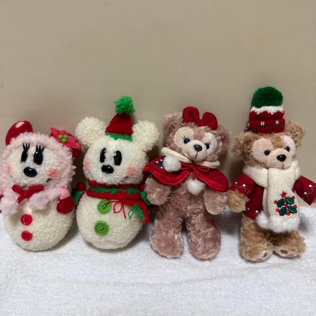 【新品未使用】ディズニー　クリスマス ぬいぐるみキーホルダー4点セット