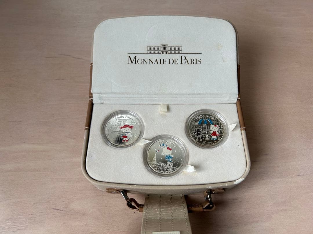 ハローキティユーロプルーフ銀貨3種セット 2024 フランス ハローキティ 50周年 日本版 ハローキティ 10 ユーロ