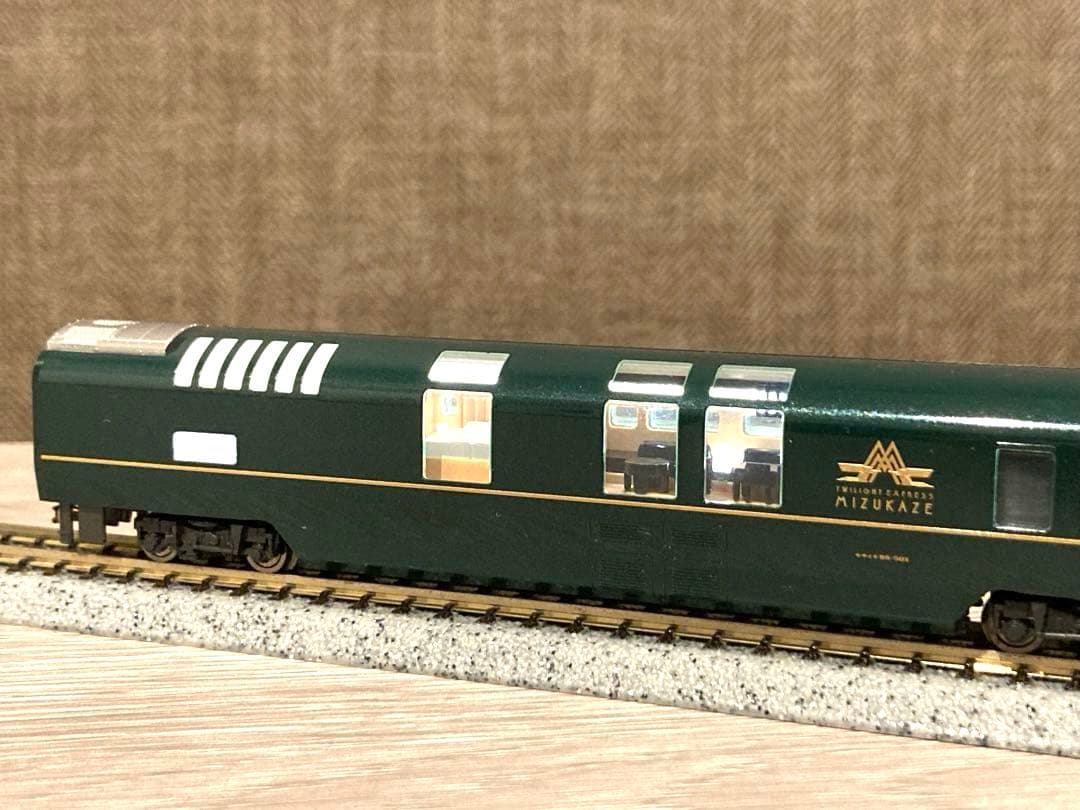 限定品】TOMIX 97912 トワイライトエクスプレス 瑞風 - メルカリ