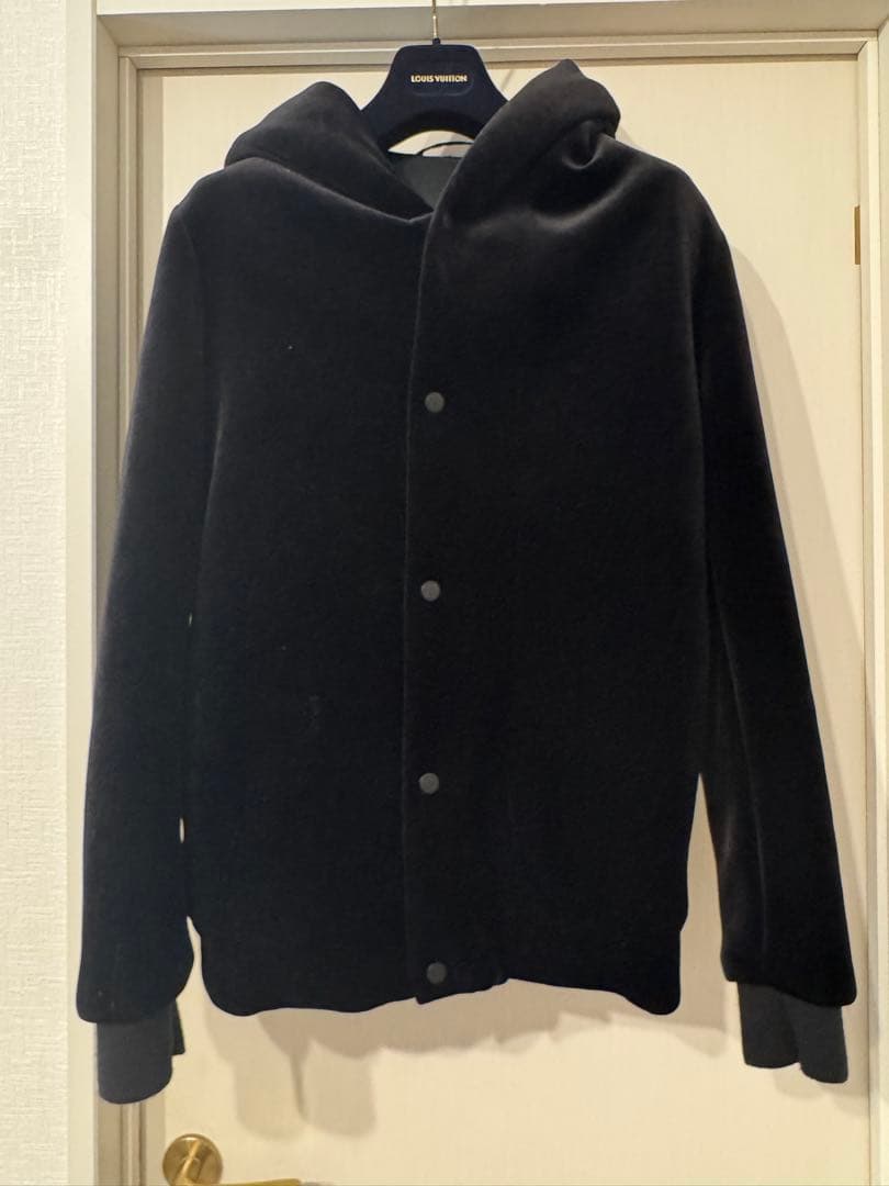 EMPORIOARMANI エンポリオアルマーニフード付きブラックジャケット