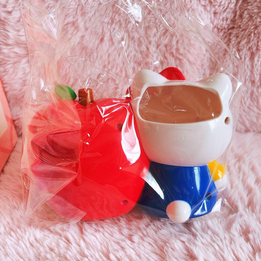 希少レア ハローキティ パタパタカレンダー ペンスタンド付き 2006