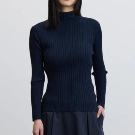 美品　SOEJU ソージュ　ワイドリブタートルネックニット ネイビー M