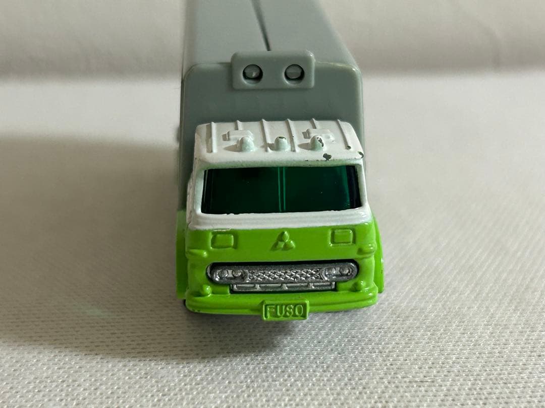 トミカ 日本製 スーパーギフト 黒箱 76 ふそうウイングルーフトラック