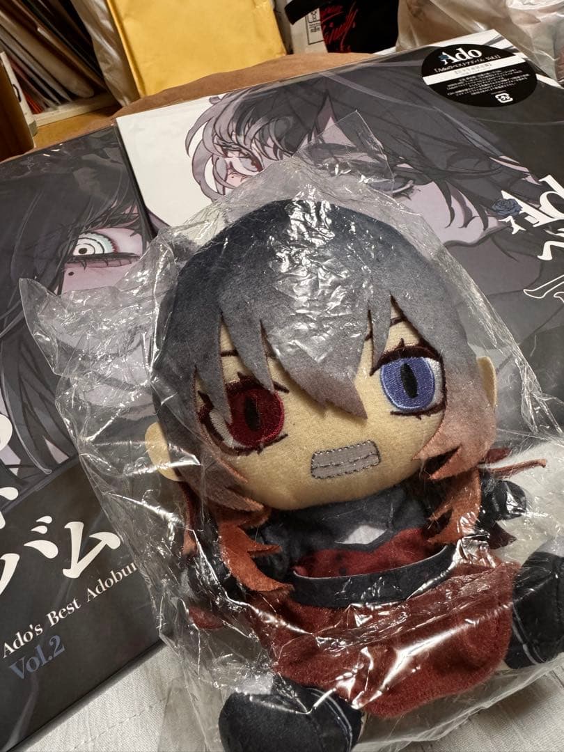 Ado au コラボ「ドメスティックでバイオレンス」ぬいぐるみ Adoとauスマートパスプレミアムによるコラボレーション・コレクション