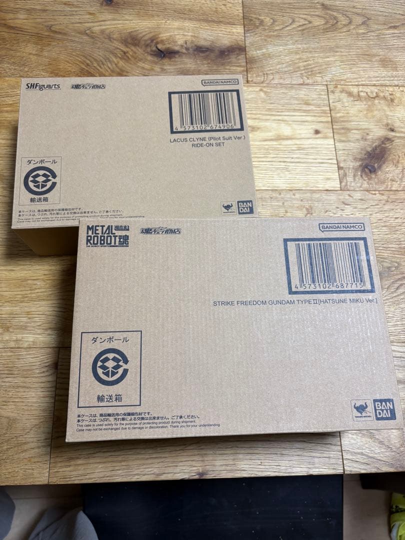 新品未開封 L ROBOT魂 ストフリ初音ミク ラクスフィギュア セット