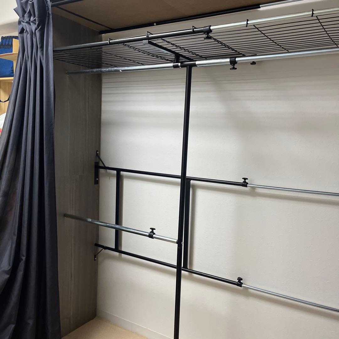 めぎページ グレー ハンガーラック 可動式棚付き 大容量収納可動棚付きハンガーラック（キャスター付き） 通販【ニッセン】