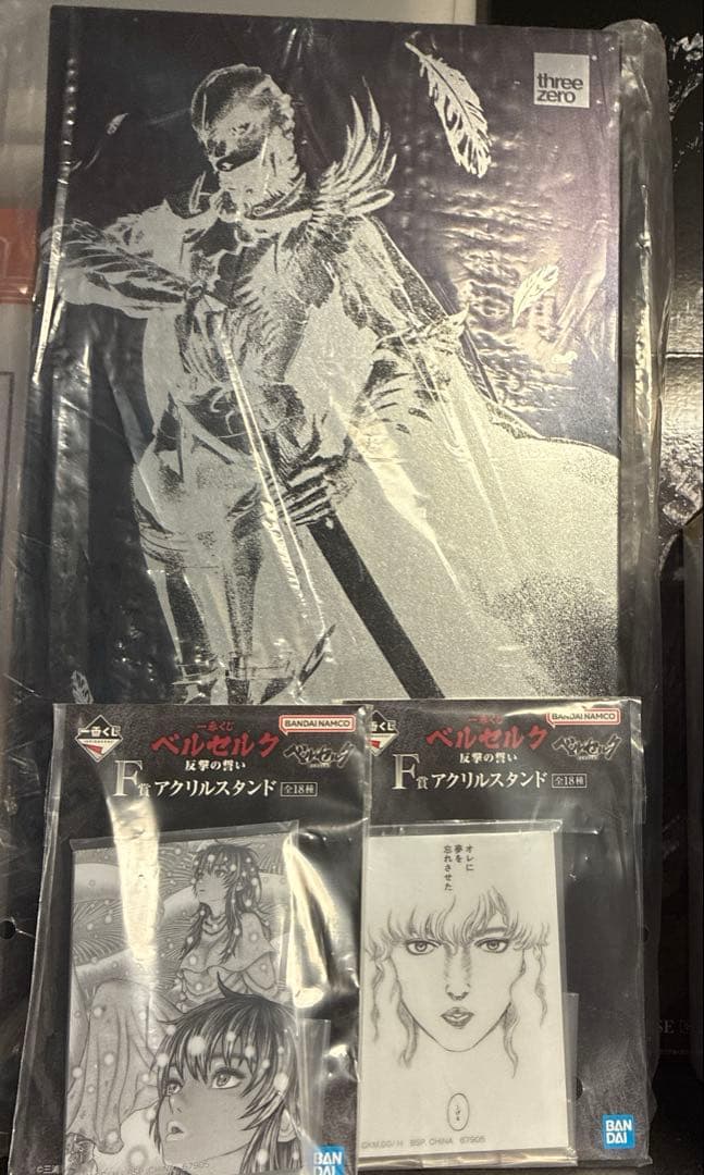 ベルセルク　グリフィス　スリーゼロ　1/6スケールフィギュア　未開封　おまけ付き