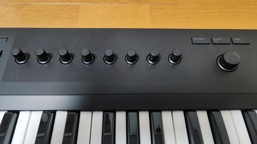 極美品】KOMPLETE KONTROL A61 トランスファーID発行済 - メルカリ