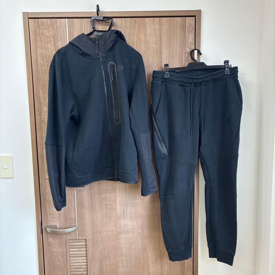 ナイキ　テックフリース　セットアップ