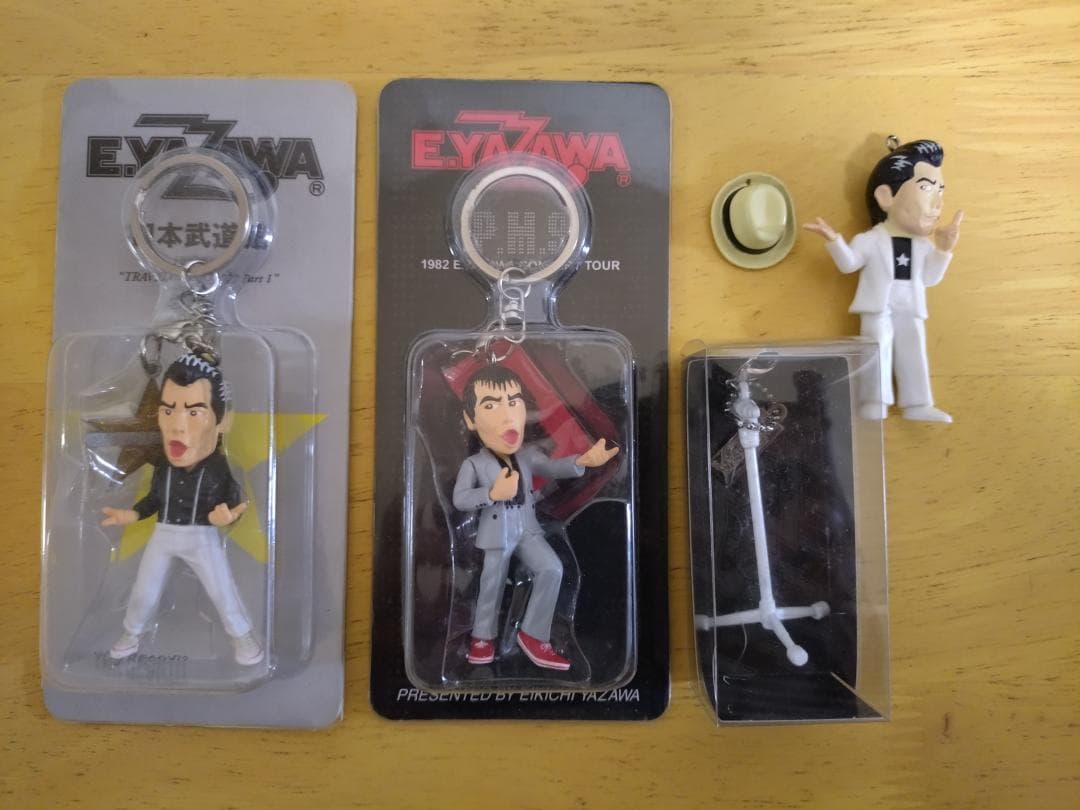 矢沢永吉 フィギュア キーホルダ　マイクスタンドチャーム