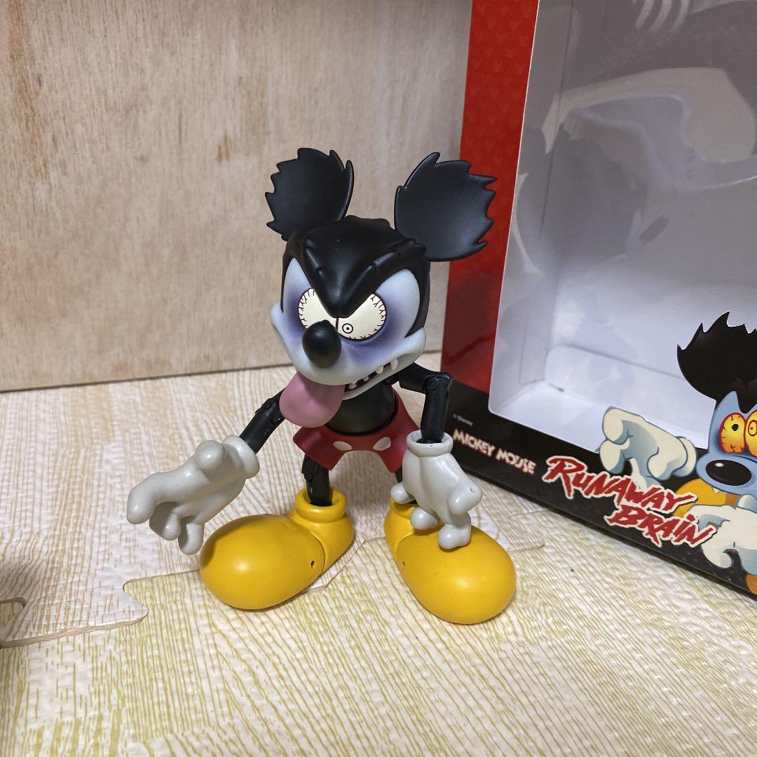 ランナウェイブレイン ディズニー ミッキー メディコムトイ アルバイト