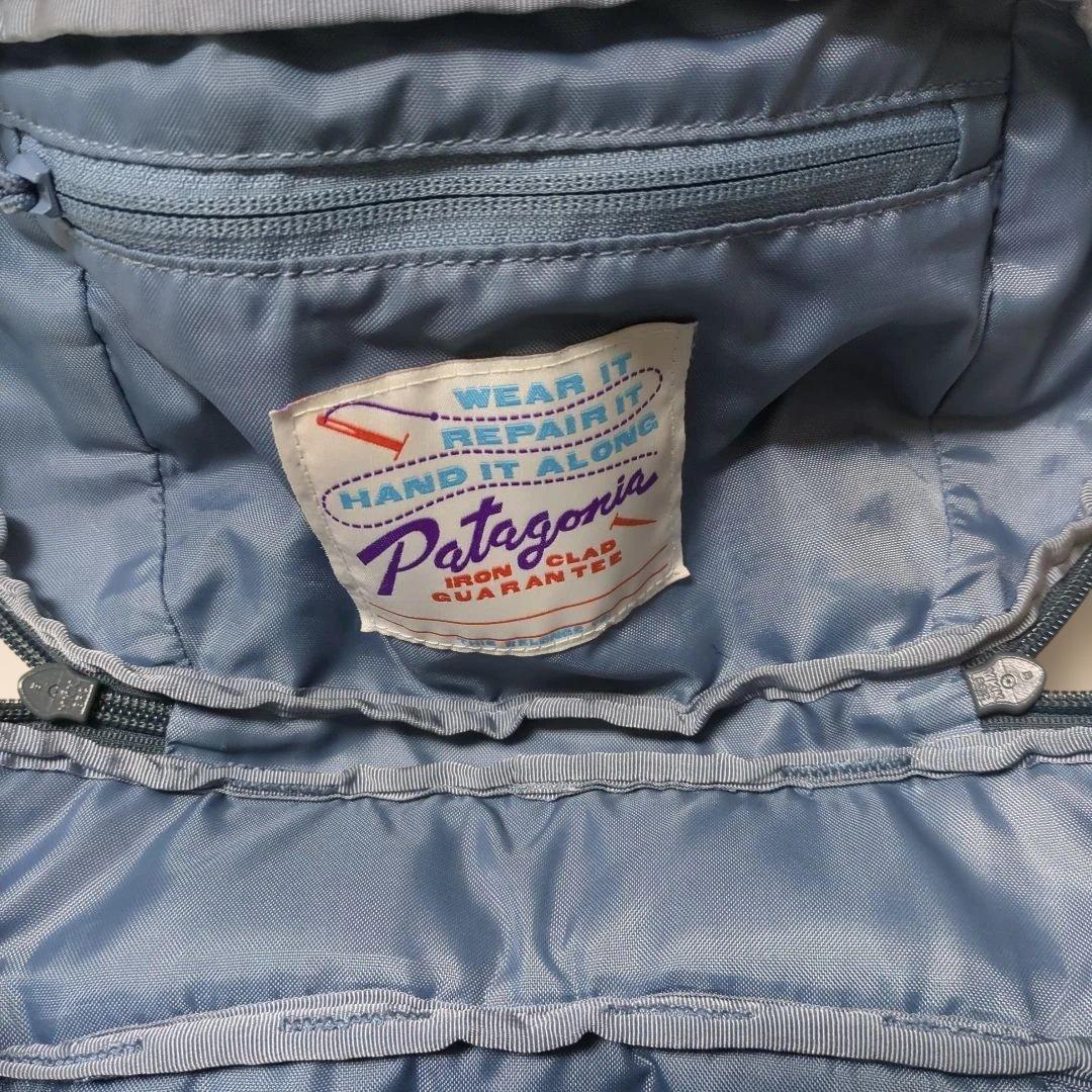 Patagonia キッズ レフュジート デイパック18L 水色 - メルカリ