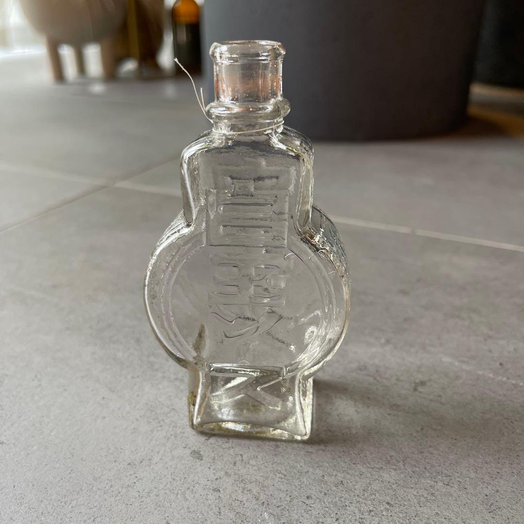白玉ソース　アンティーク　ガラスボトル　大日本大阪野村吟醸　注ぎ口汚れあり希少 tamanohi_7.jpg