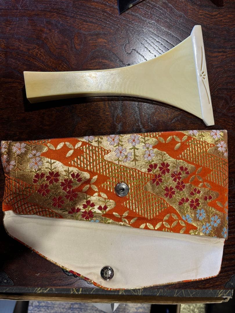 三味線用バチ オレンジと金色の模様