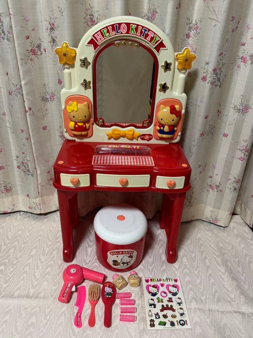 希少】 サンリオ ハローキティ キティちゃん 子供用ドレッサー 1992年