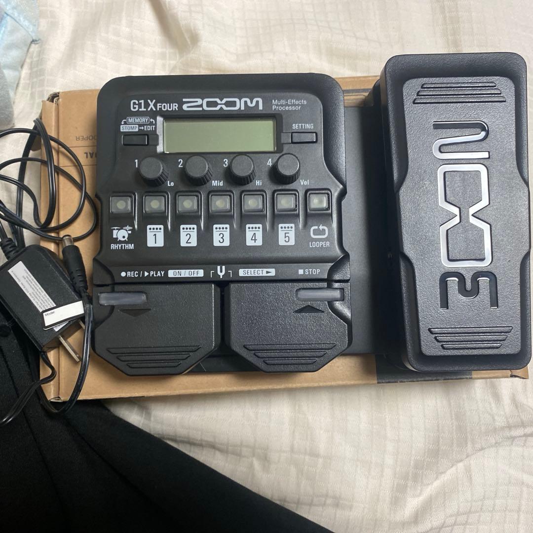 充電器付き ZOOM G1X FOUR マルチエフェクター
