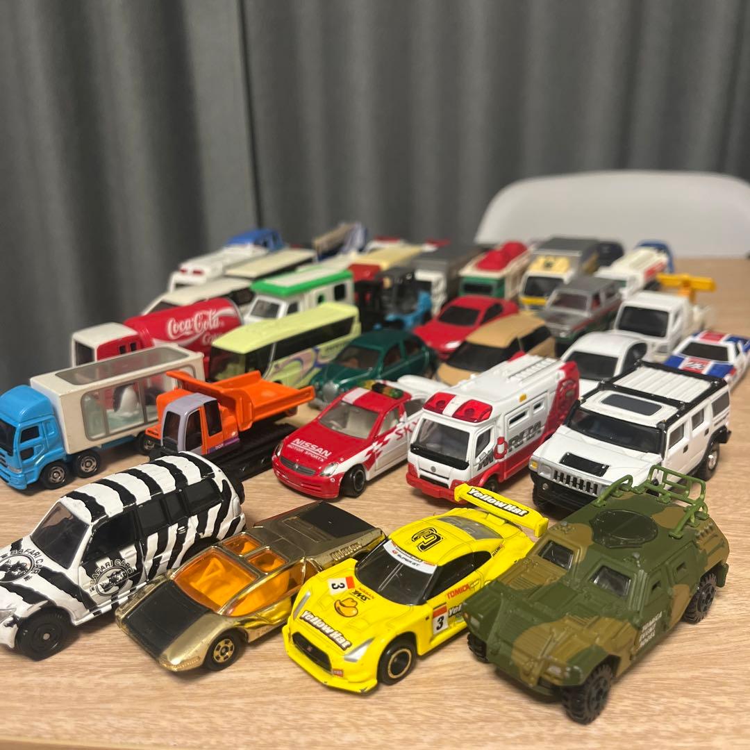 トミカ 38台セット 絶版 金 タカラトミー100周年記念 トミカセット ゴールドトミカ4種+台座セット