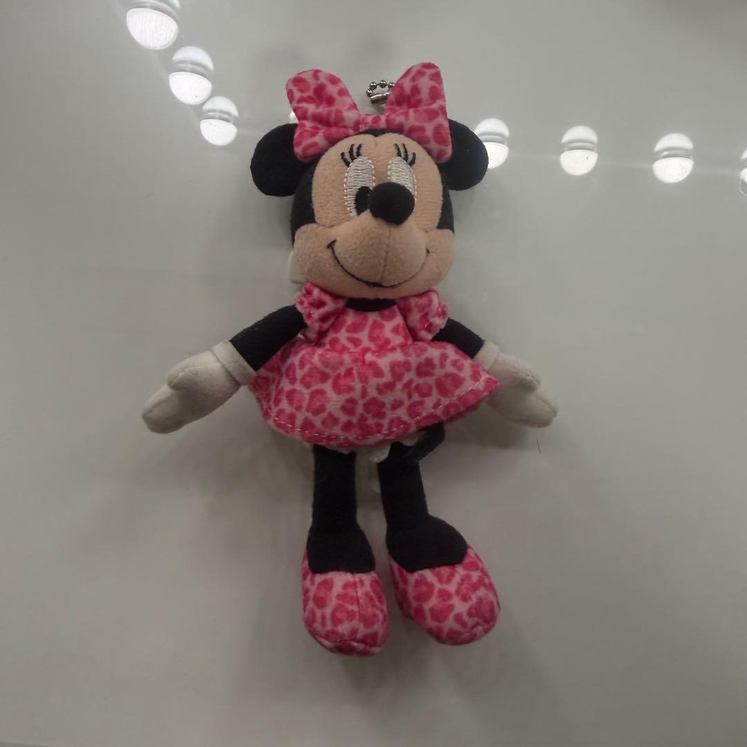 ミニーちゃんヒョウ柄キーホルダー - メルカリ