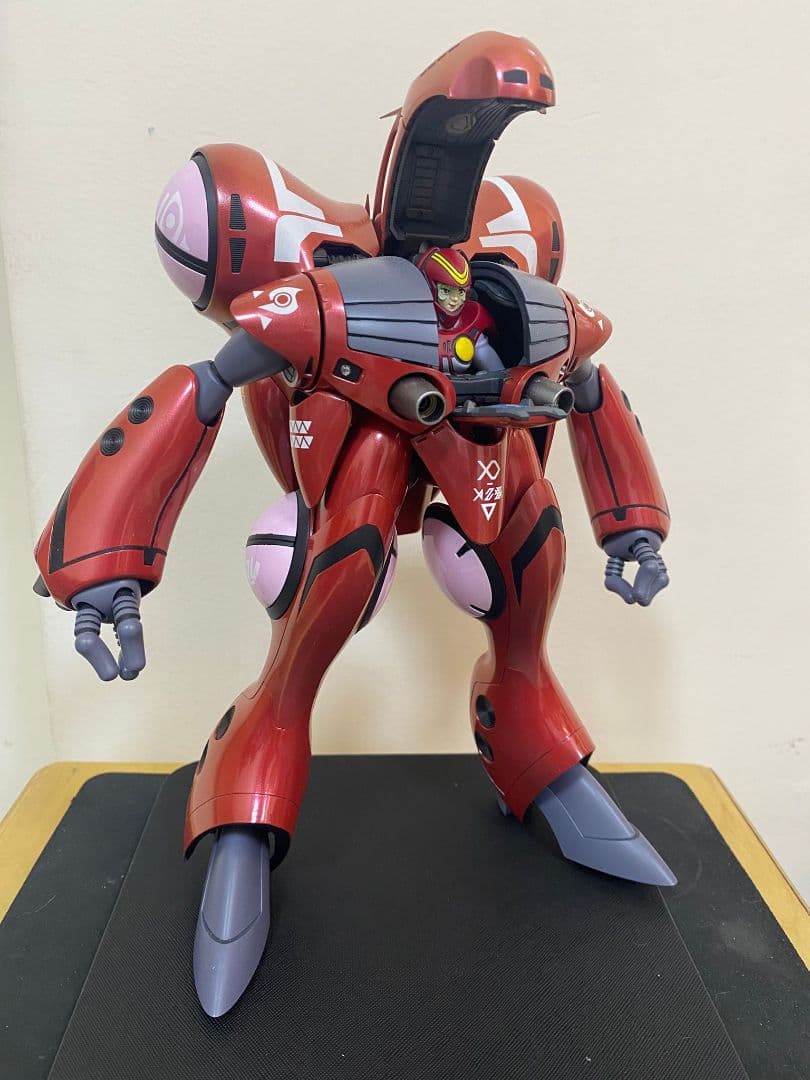 1/72 クァドラン・ロー “ミリア”(劇場版) 「超時空要塞マクロス」 完成品