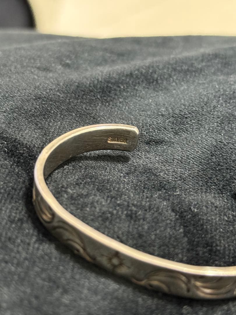 Arizonafreedam シルバーエングレーブオープンバングル - メルカリ