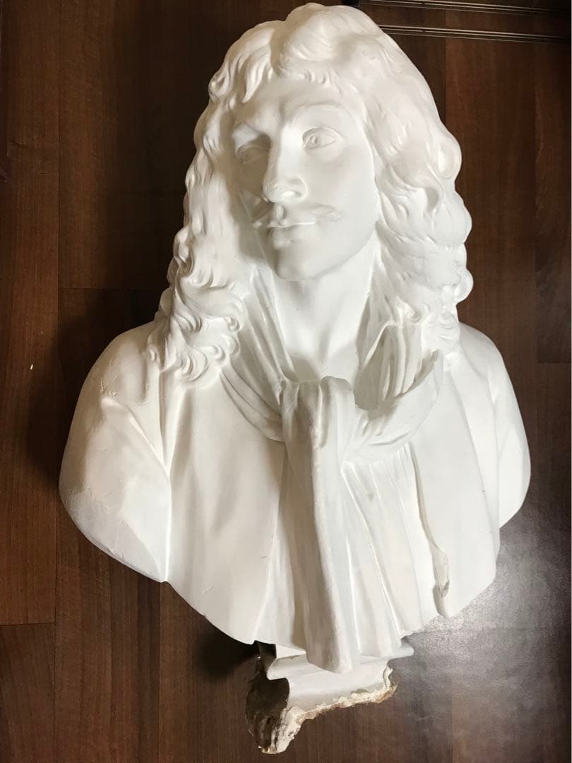 石膏像　モリエール