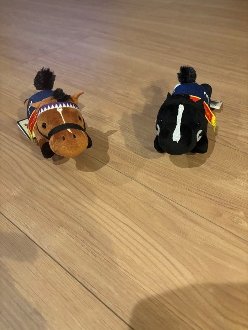 馬のぬいぐるみセット（茶色・黒）