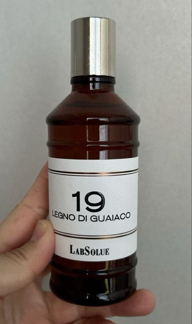ラブソルー 19 LEGNO DI GUAIACO