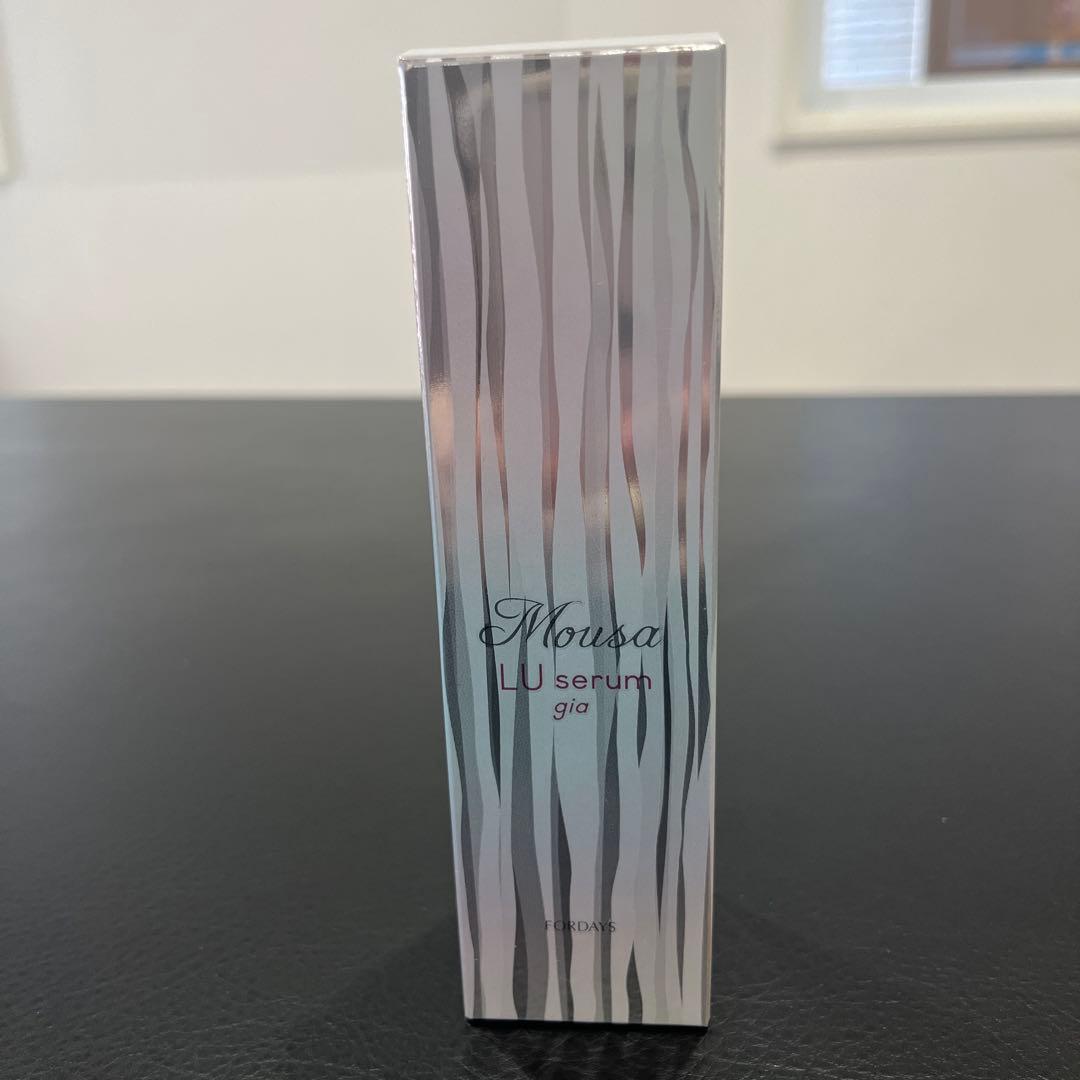 ムーサLUセラム　gia美容液