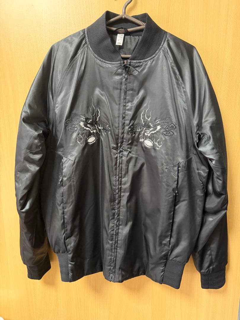 adidas ブラック スカジャン Japan刺繍 日本限定