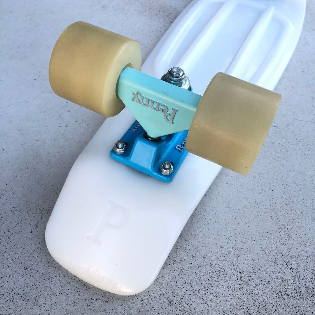 希少!!】penny 蓄光 ブルー 22インチ - メルカリ