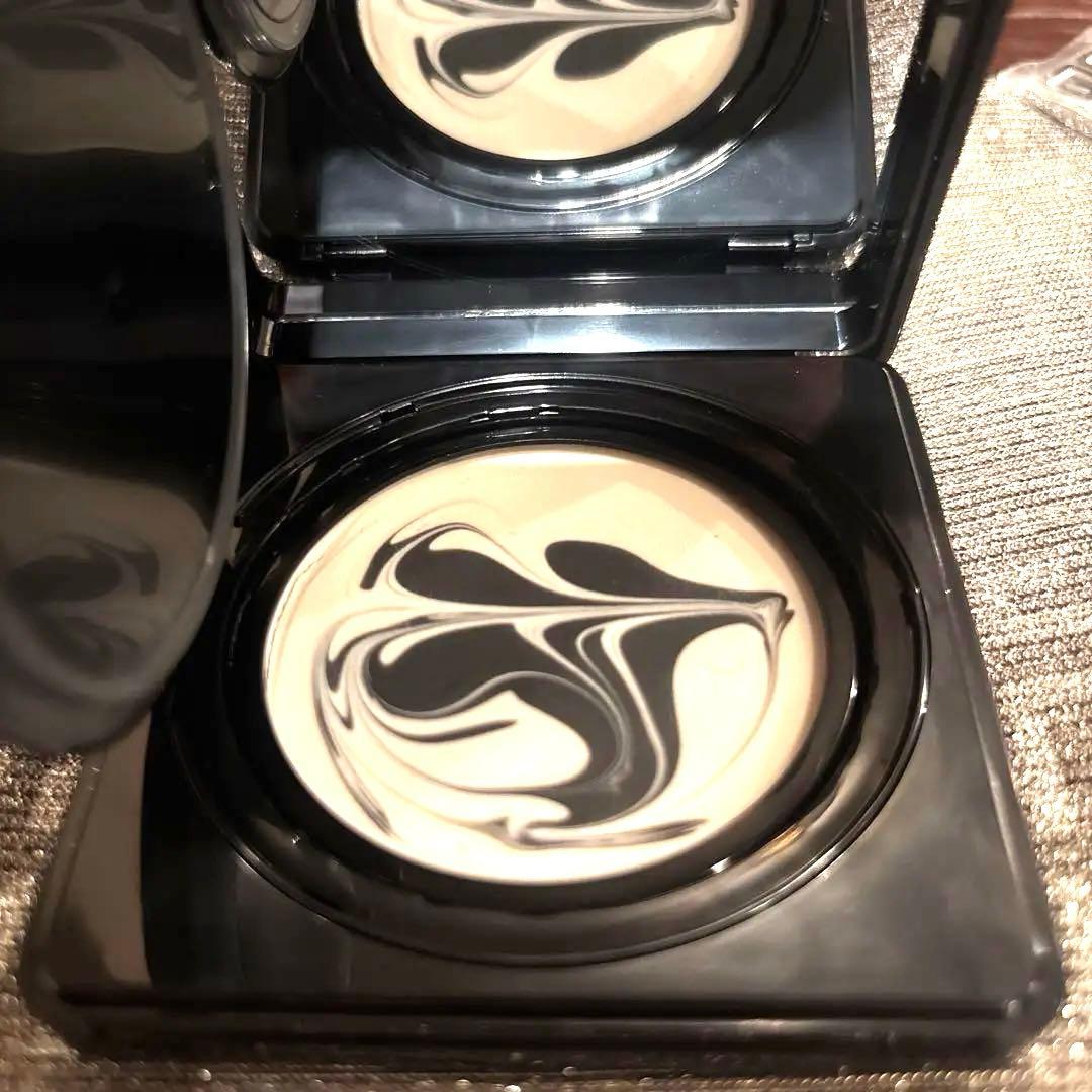 ジバンシー　ソワンノワール