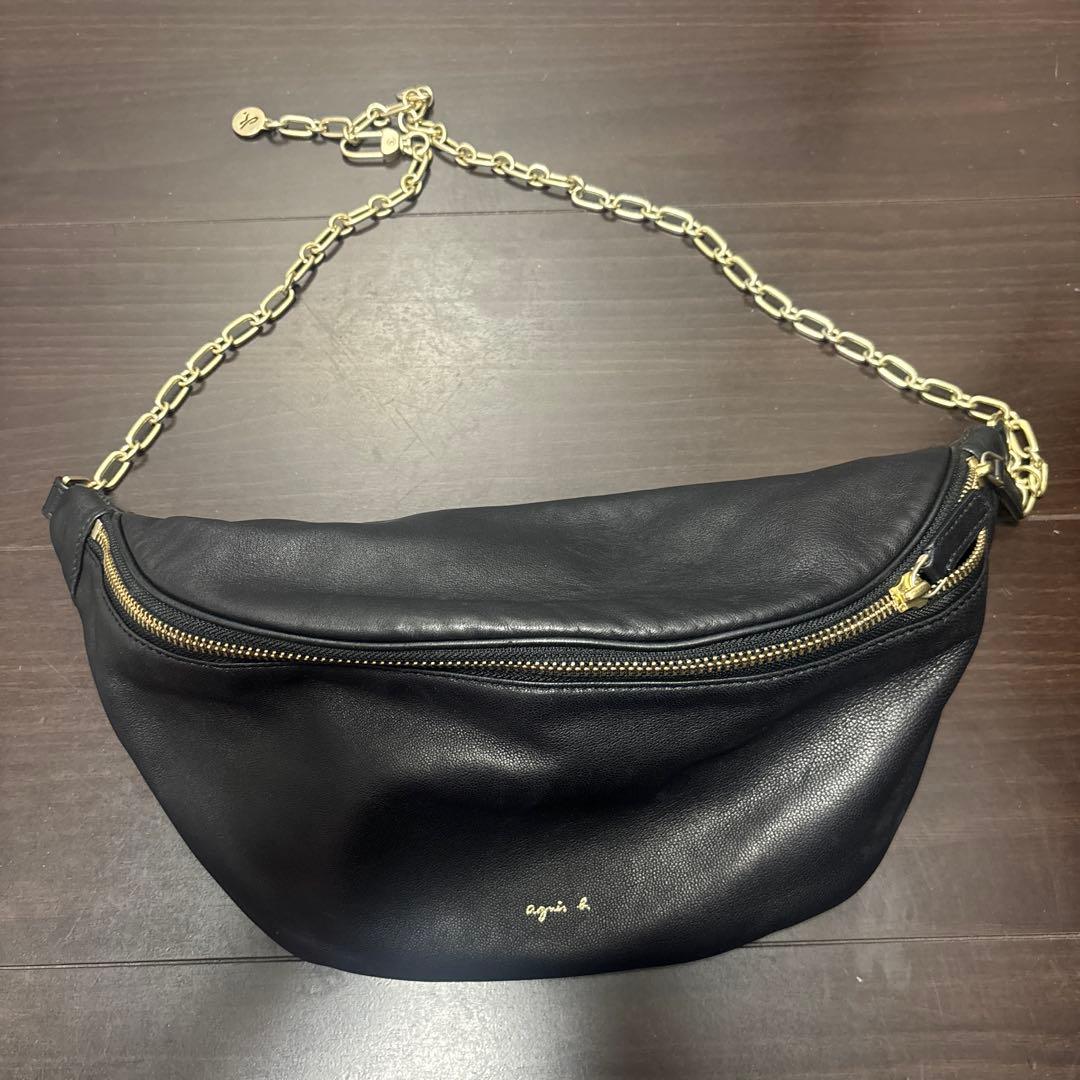 agnes b. アニエスベー　レザーボディバッグ 送料無料】【ラッピング無料】アニエスベー agnes b ボディバッグ