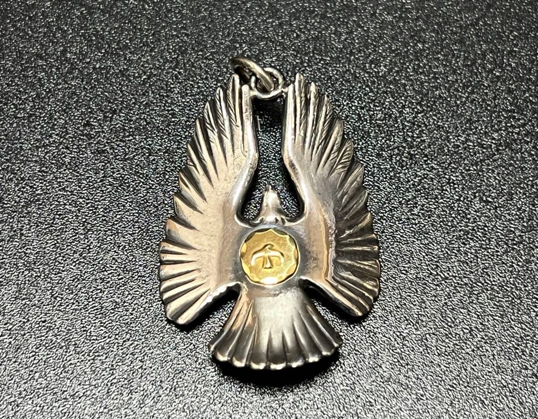 富士虎 ゴローズ goro's K18金メタル イーグルペンダントトップ goro's（ゴローズ） 全金フェザー大 ペンダントトップ ゴールド