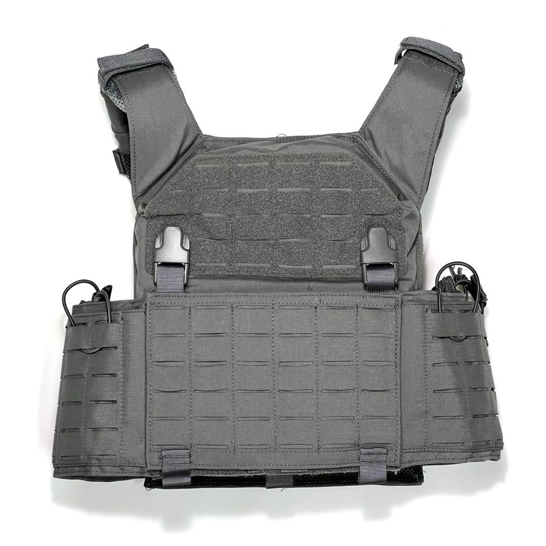 SHELLBACK TACTICAL プレートキャリア