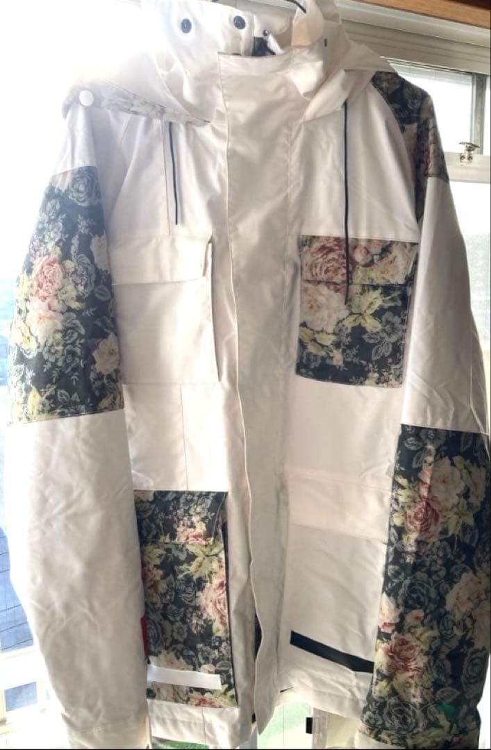 マークリーン　スノーボードジャケット　白　Mサイズ