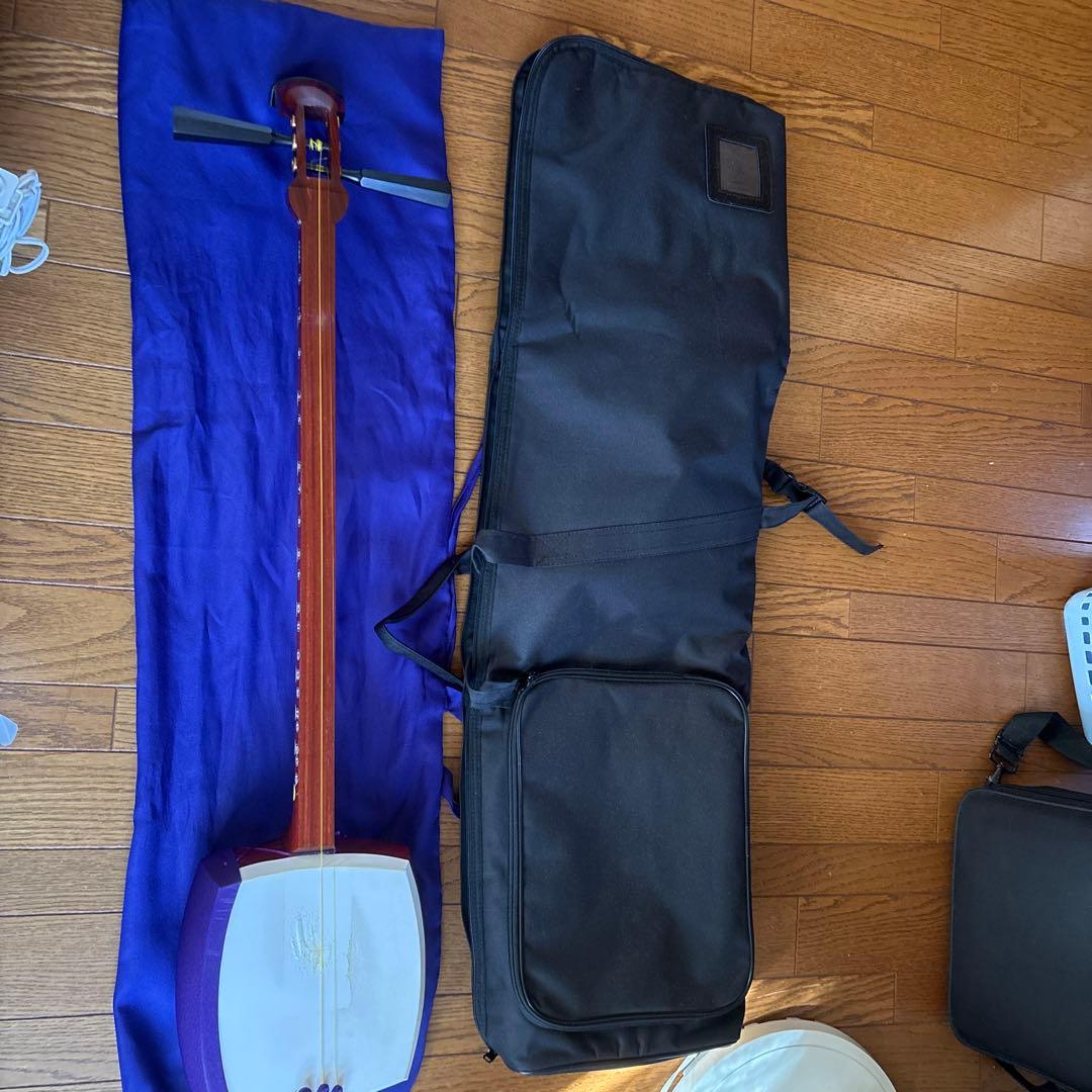 三味線本体 白色・茶色 ケース付き