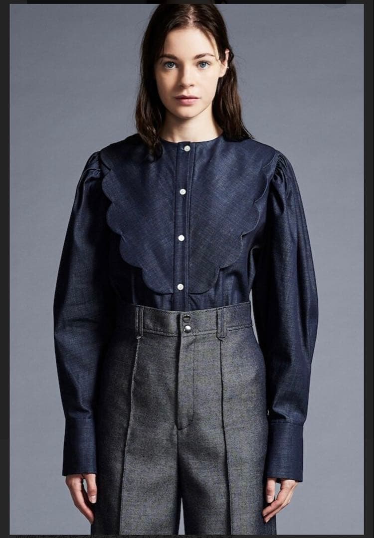 みー！新品amica デニムスカラップブラウス