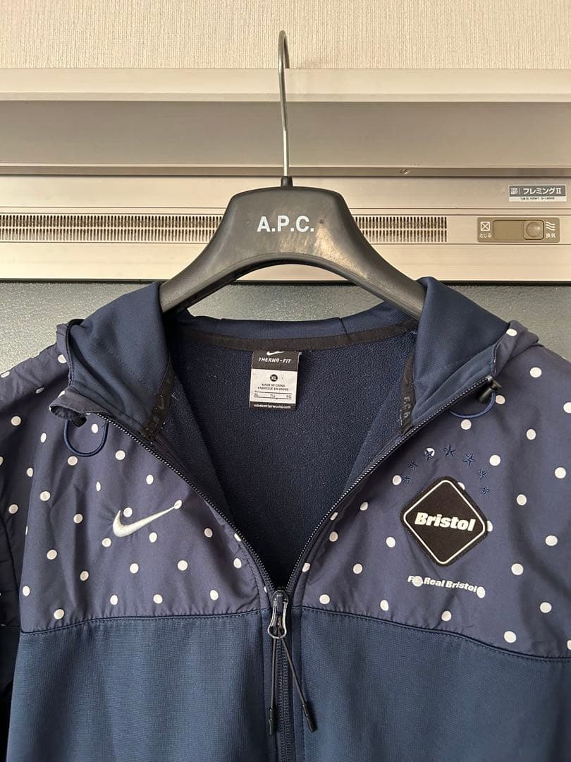 FCRB Nike セットアップ ドット柄フード付きジャケット パンツ - メルカリ