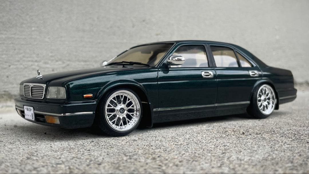 アオシマ　Y32シーマ　1/24 完成品