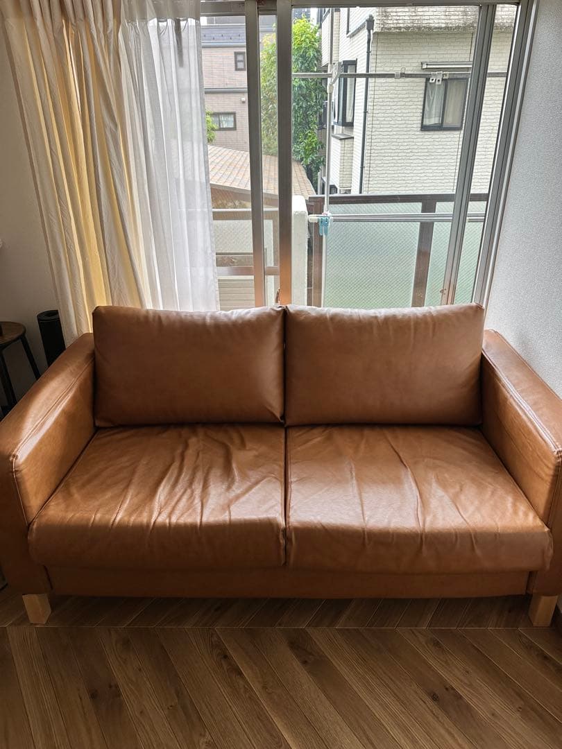 ブラウンレザー2人掛けソファ