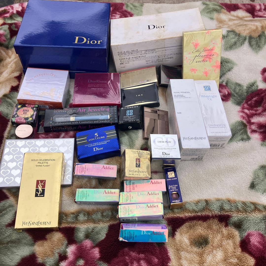 V*a様 化粧品まとめ売り　ブランド　Dior イブサンローラン