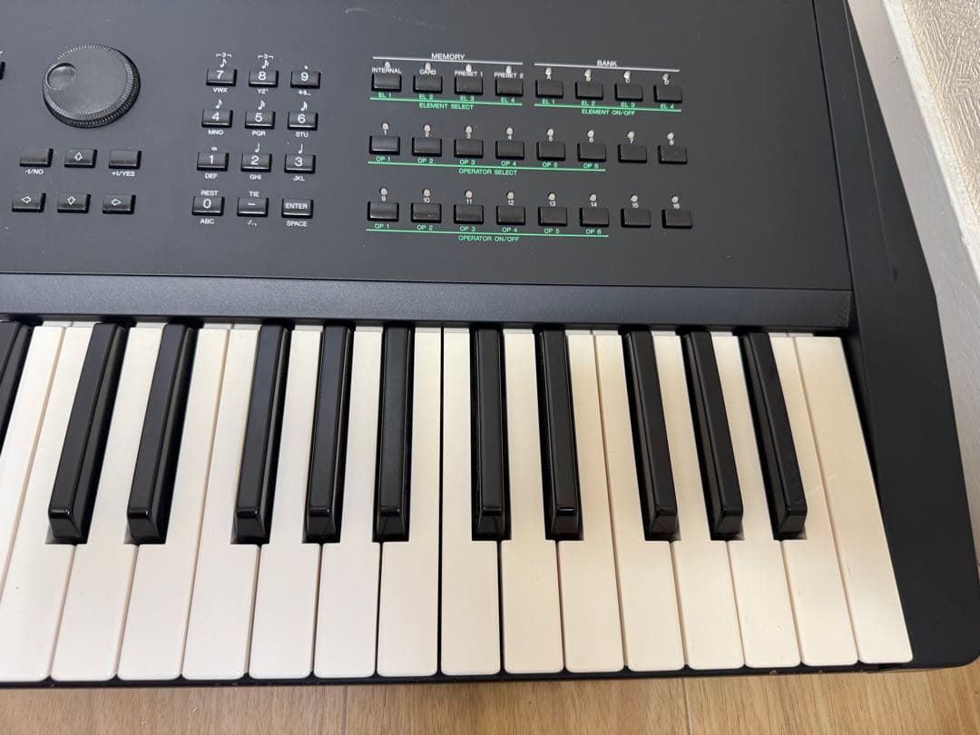 希少 YAMAHA SY77 シンセサイザー - メルカリ