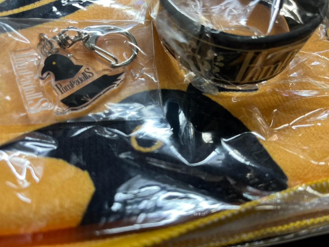 白兎！３点セット品Pompadolls タオル＊ラバーバンド＊キーホルダー 6458_1.jpg