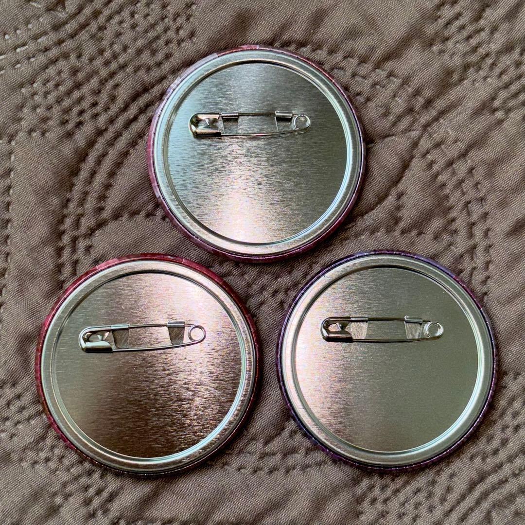 黒執事 宝石缶バッジ 3個セット - メルカリ